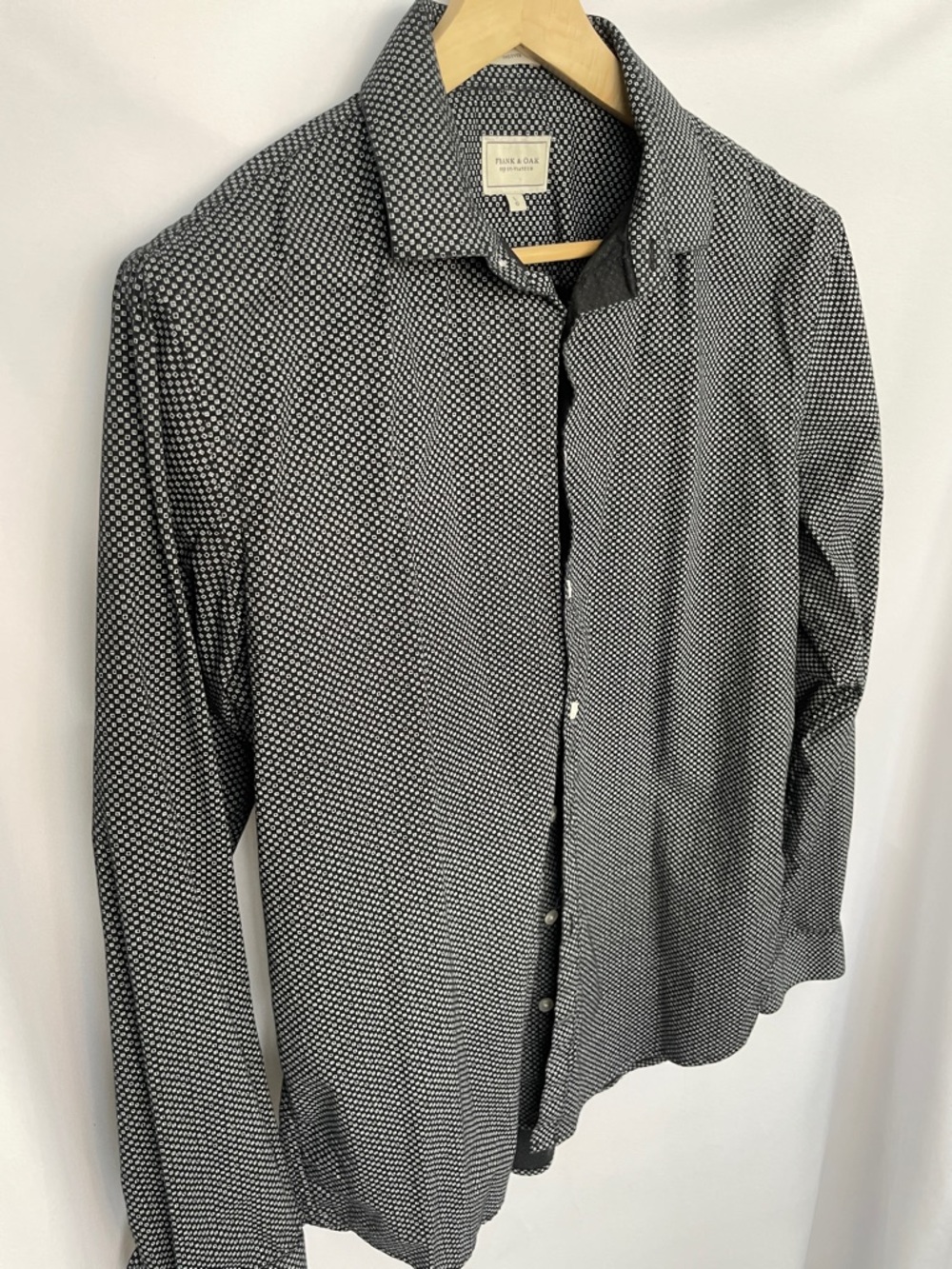 Frank & Oak Black and White Micro-Print Button-Down Shirt Size L